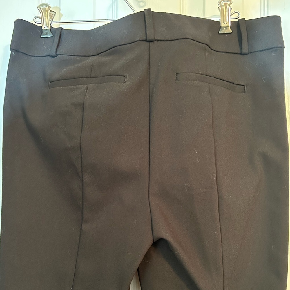 Ankle length pants. Loft Marisa, skinny plants, navy